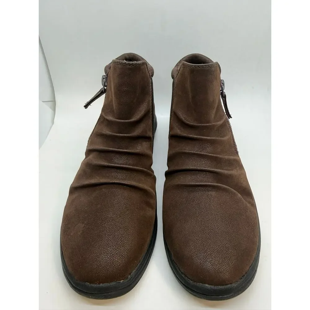 Clarks breeze range